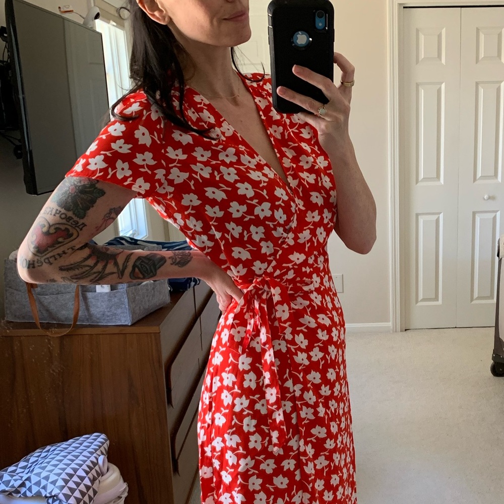 Beautiful NWT JCrew red summer dress white flowers wrap dress